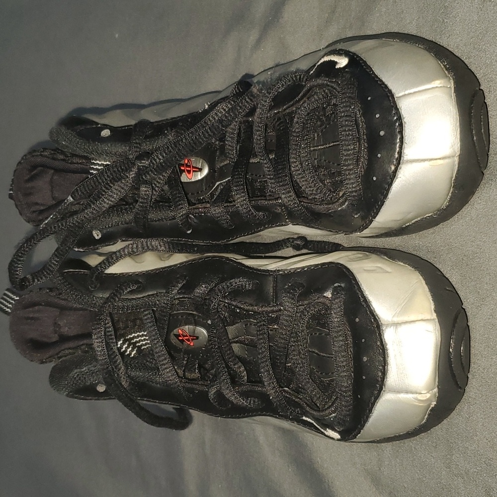 Nike foamposite shoes